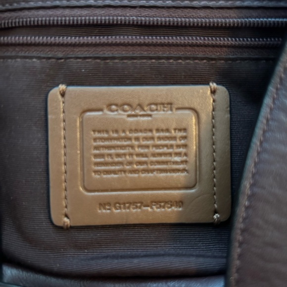 Coach Lexi Shoulder Bag - Picture 3 of 3